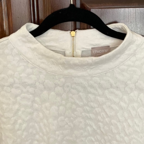 CHICO’S Mock Turtleneck Tunic in Flocked Ivory - Size XXL (Chico’s Size 4) - Picture 2 of 4